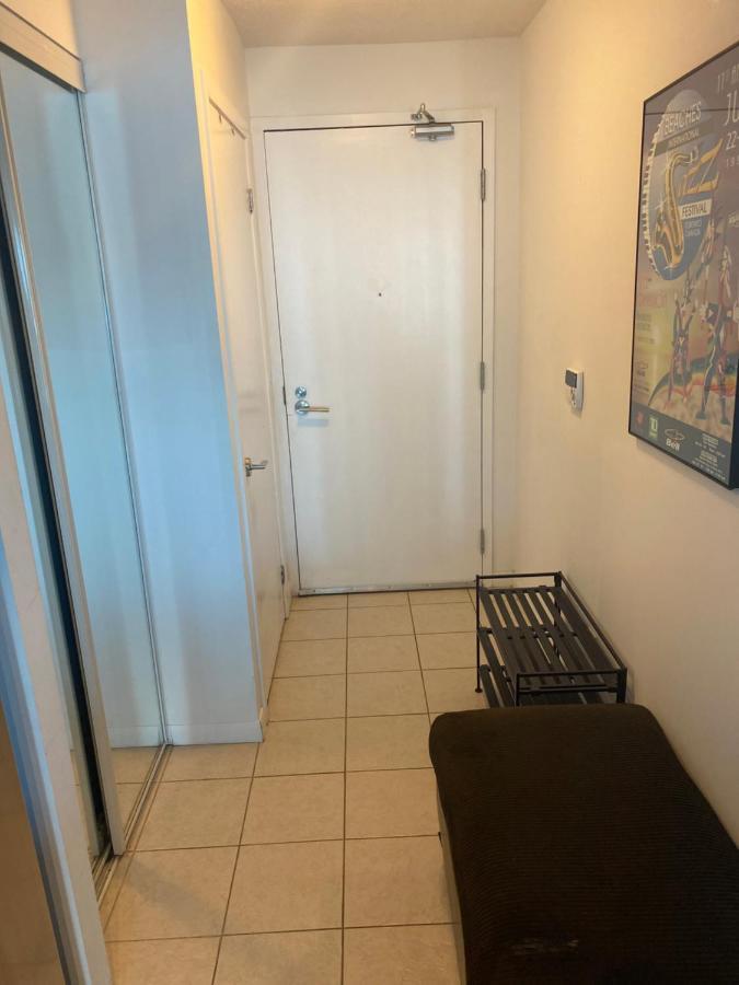 Апартаменти Downtown Toronto+Free Parking+Cn Tower View Екстер'єр фото